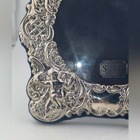 Robert Carrs Sterling Silver & Velvet Reposse Picture Frame 6”X 7” - Picture 4 of 11